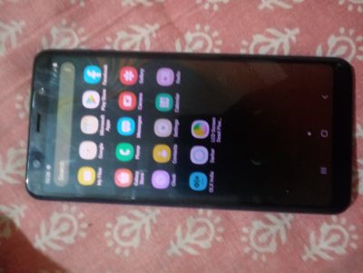Samsung Galaxy A7 (2018) 6 GB/128 GB