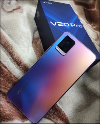Vivo V20 (2021) 8 GB/128 GB