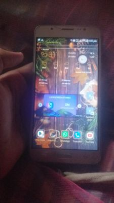 Samsung Galaxy J7 (2016) 2 GB/16 GB