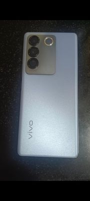 Vivo V27 8 GB/128 GB