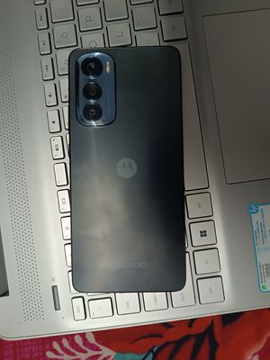 Motorola Moto Edge 30 6 GB/128 GB