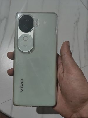 Vivo V40e 8 GB/128 GB