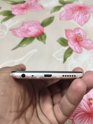 Vivo Y81 4 GB/32 GB 4