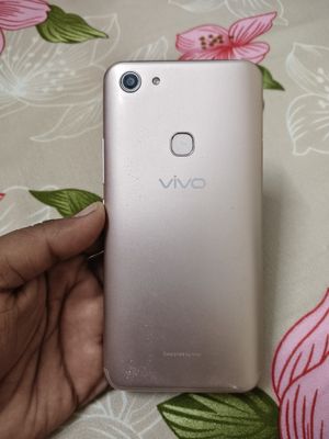 Vivo Y81 4 GB/32 GB 5