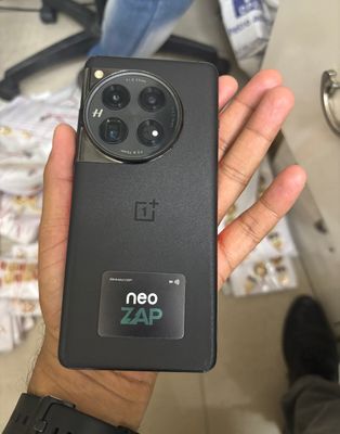 OnePlus 12 12 GB/256 GB 2