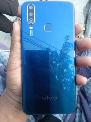 Vivo Y15 (2019) 4 GB/64 GB