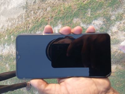 Vivo Y15 (2019) 4 GB/64 GB 2