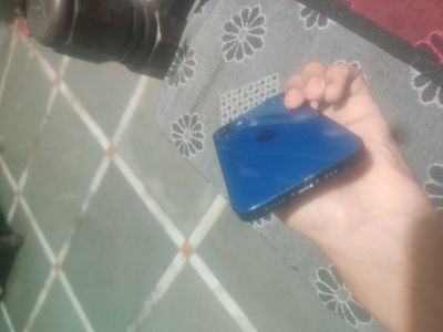Apple iPhone 12 64 GB 2