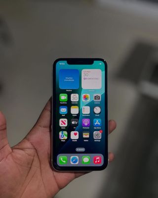 Apple iPhone 11 64 GB 2