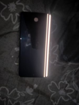 Vivo V50e 8 GB/128 GB 3
