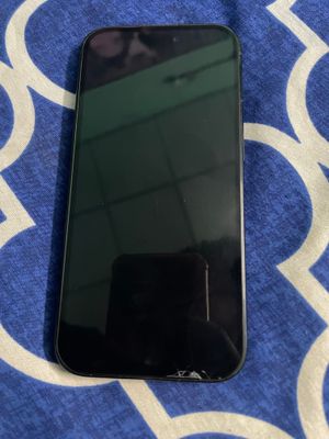 Apple iPhone 16 8 GB/128 GB 3