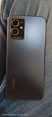Vivo Y75 5G 8 GB/128 GB 2