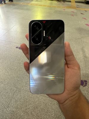 Poco F7 5G 12 GB/256 GB 5
