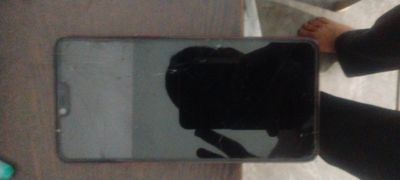 Oppo F7 4 GB/64 GB