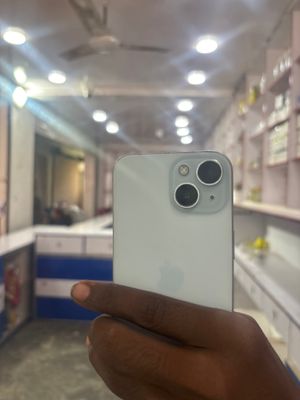 Apple iPhone 15 6 GB/128 GB