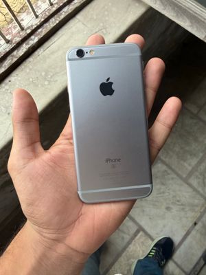 Apple iPhone 6S 32 GB 2