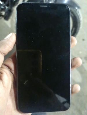 Apple iPhone XS 64 GB 2